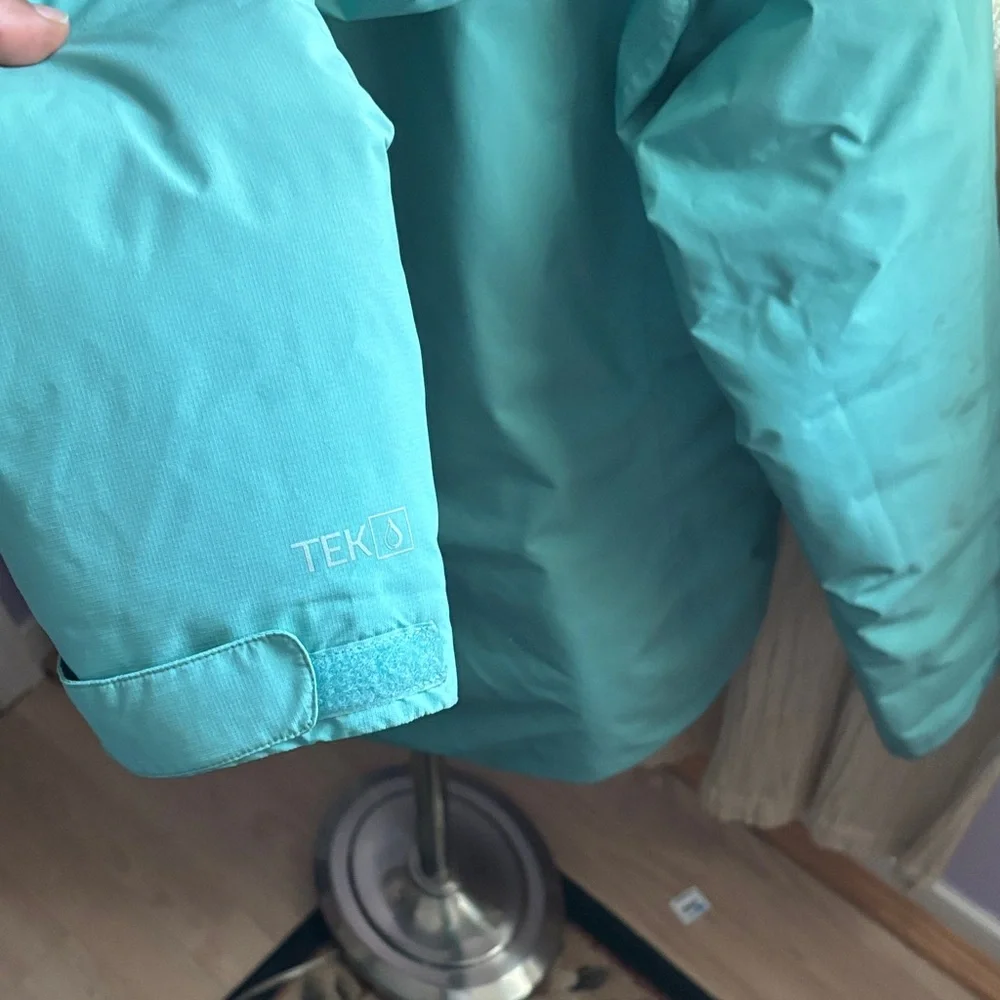 L.L. Bean Down Waterproof Ultralight Jacket - Picture 10 of 16